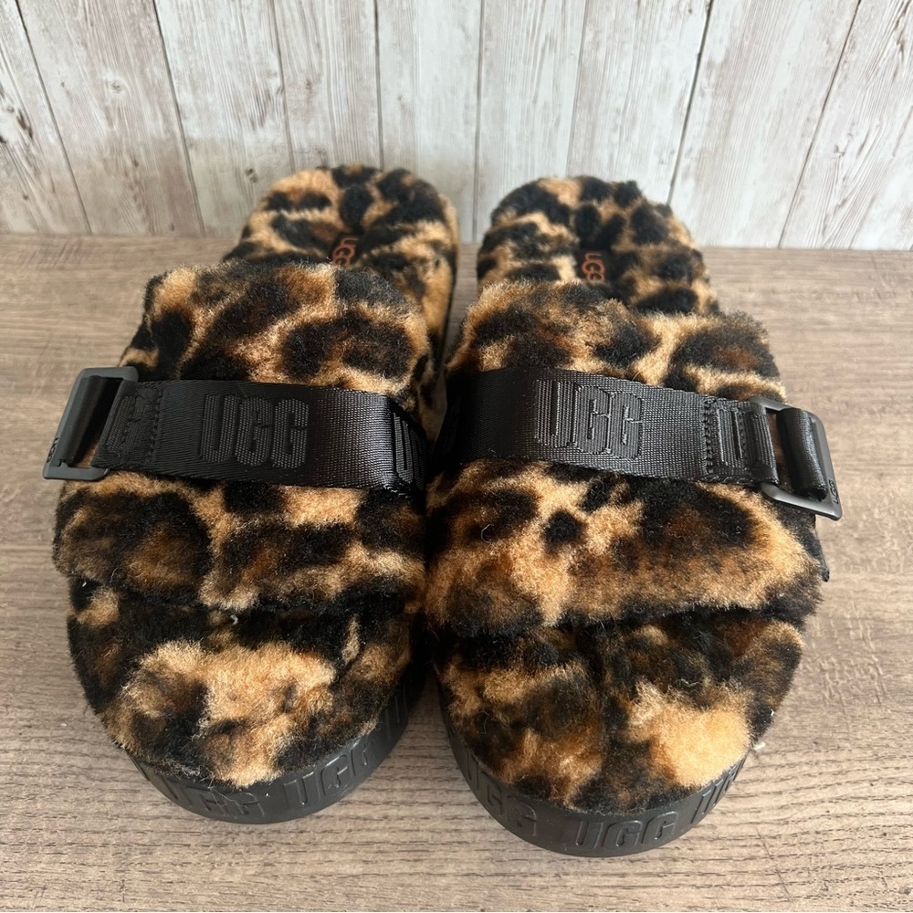 UGG Fluffita Flatform Leopard Print Fuzzy Slides Size 8 - Picture 2 of 5